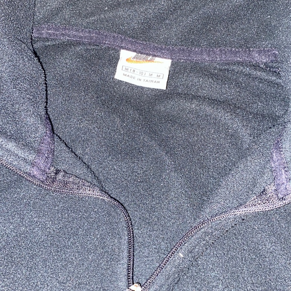 Nike Pull Over - image 2